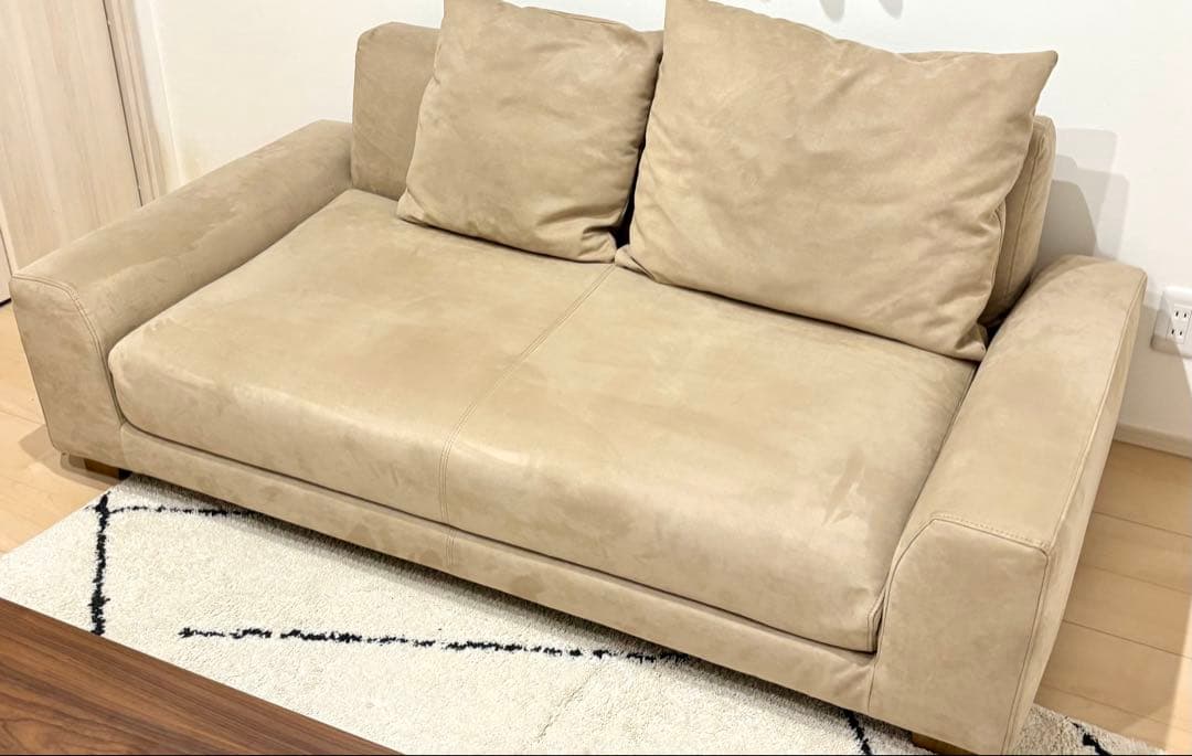 美品　unico MATT ベージュ 2.5人掛けソファ