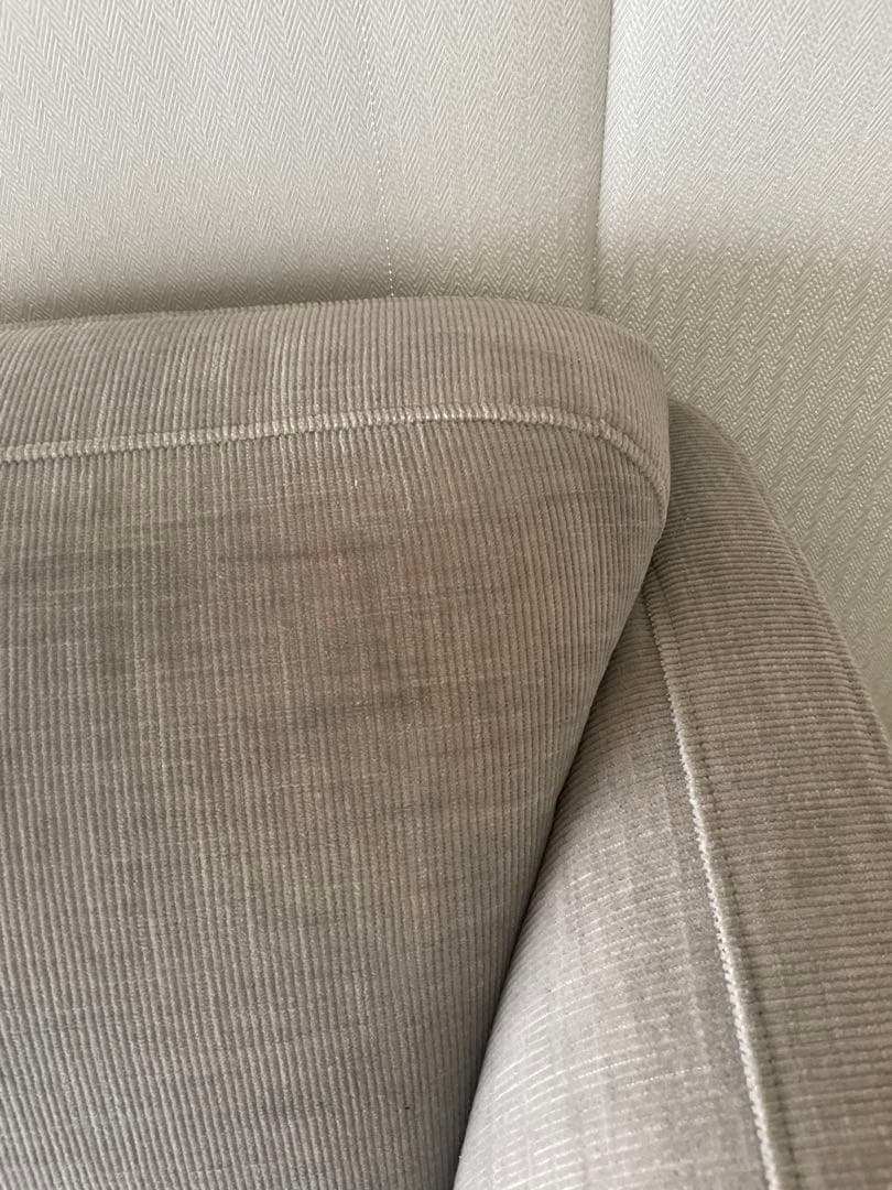 Modena 3人掛けソファ ファブリックグレー　ボーコンセプト