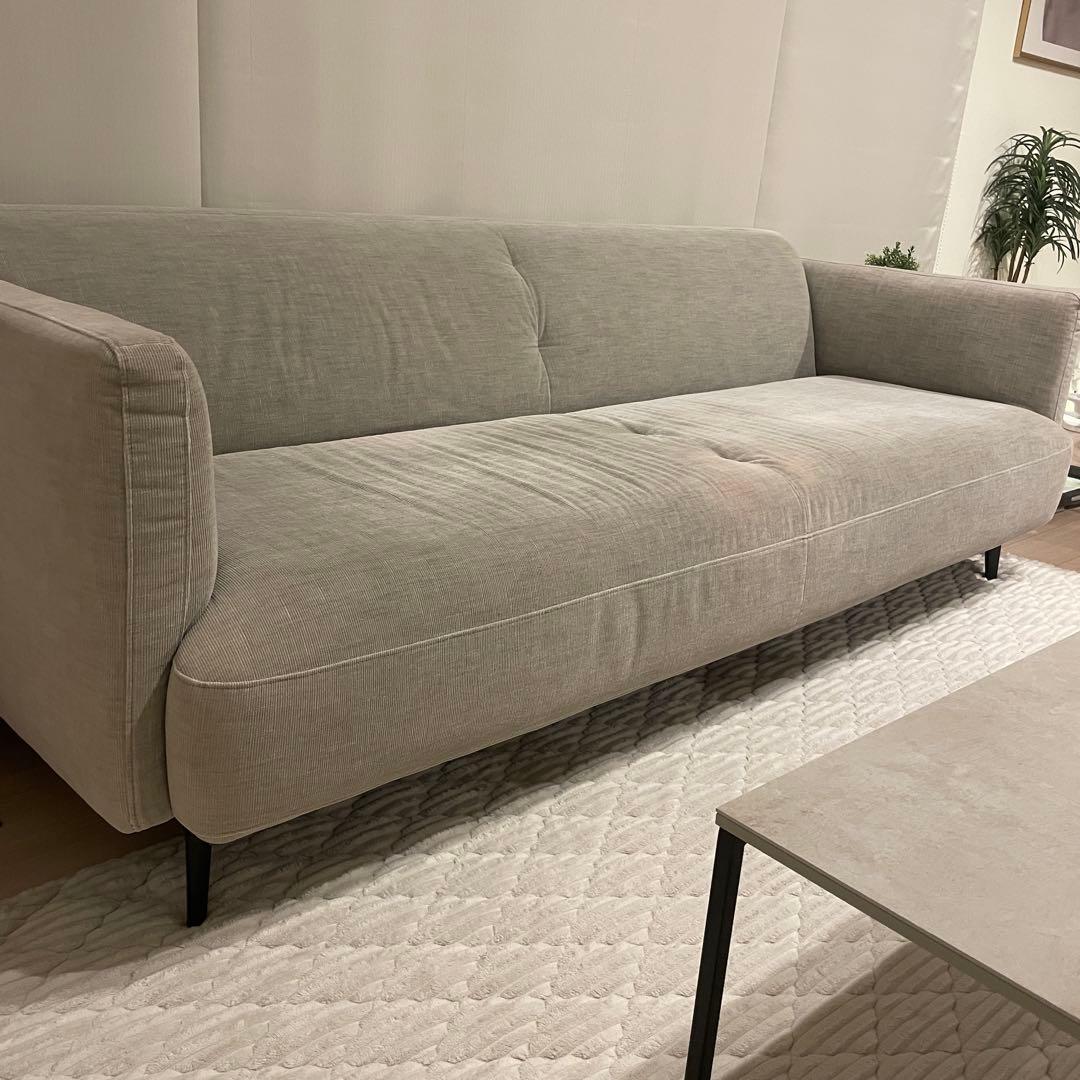 Modena 3人掛けソファ ファブリックグレー　ボーコンセプト