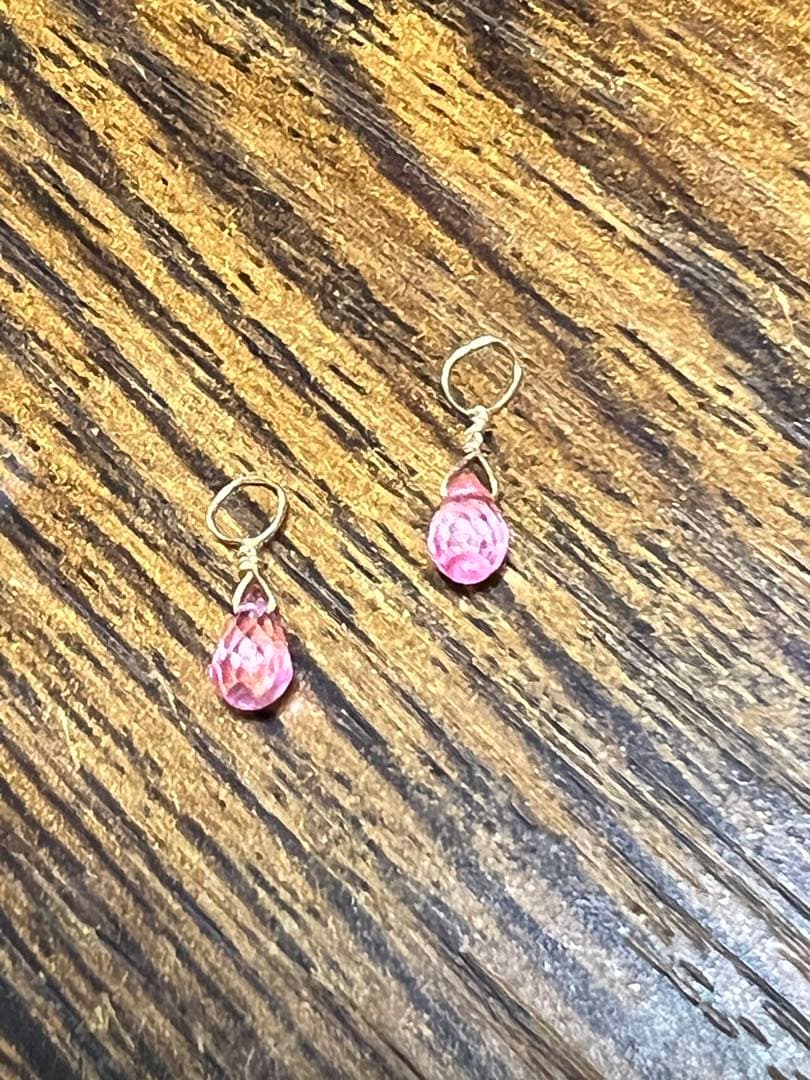 宝石質　ピンク　トパーズ　ドロップカット　14kgfチャーム　P-307