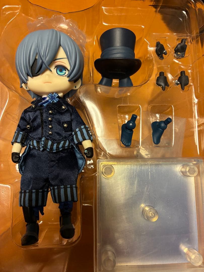 シエルファントムハイヴ ねんどろいどどーる フィギュア 黒執事