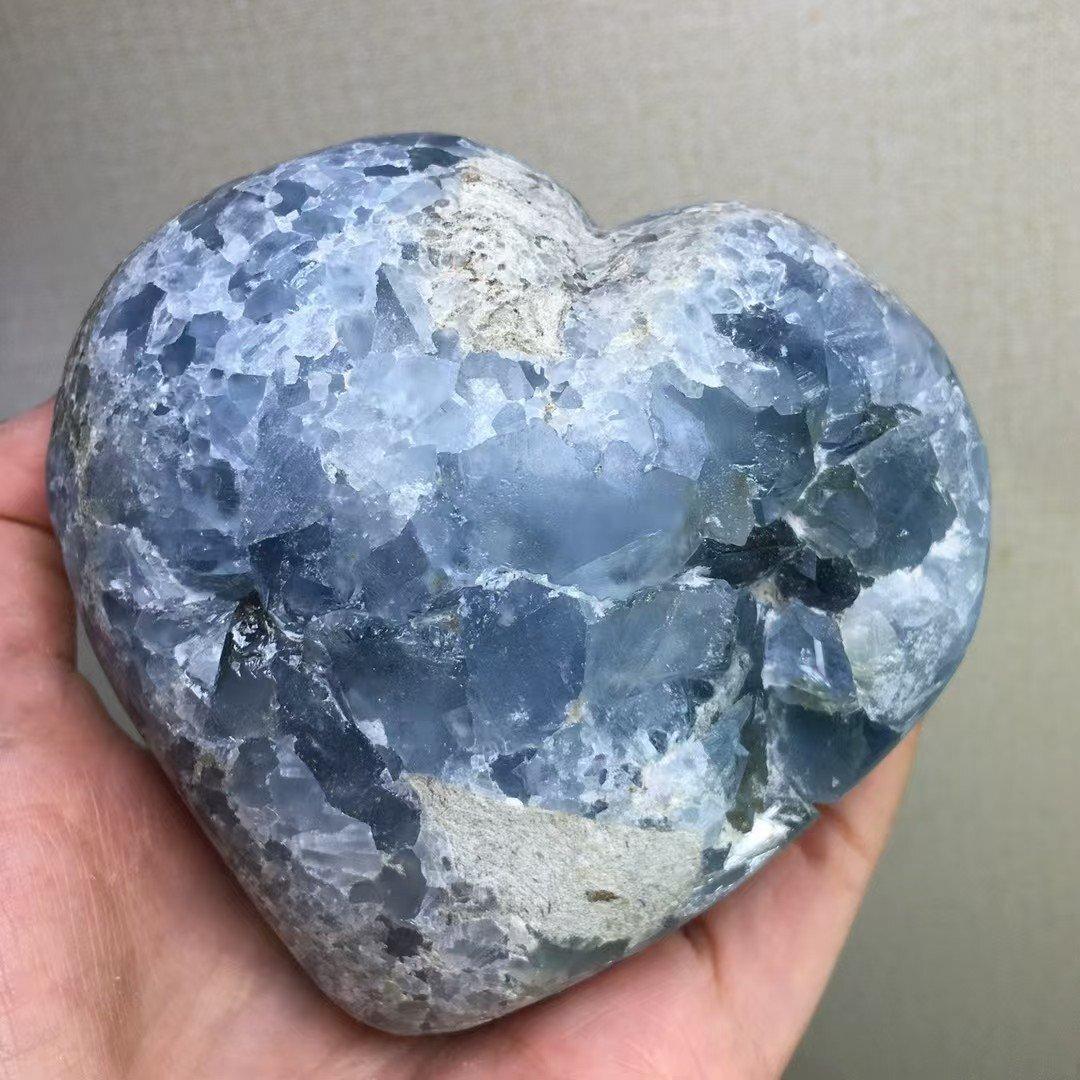 AAAAAAAA級天然ハート型セレスタイト原石B0109/YS/320A