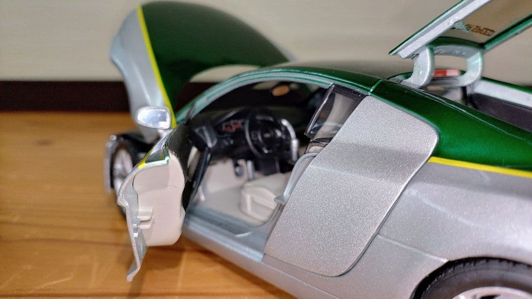 1/18 ミニカー マイスト アウディ R8 V8 ニードフォースピード ルマン