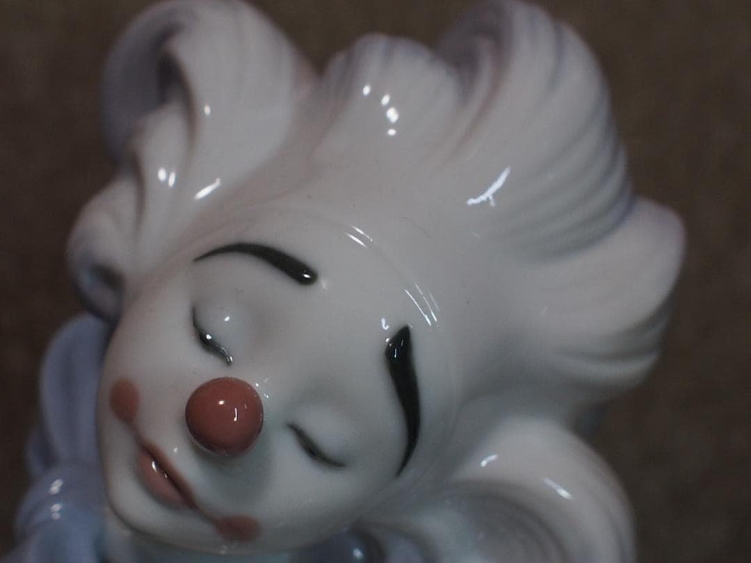 ★　LLADRO リヤドロ ピエロの手品 人形 フィギュリン 共箱 ・美品
