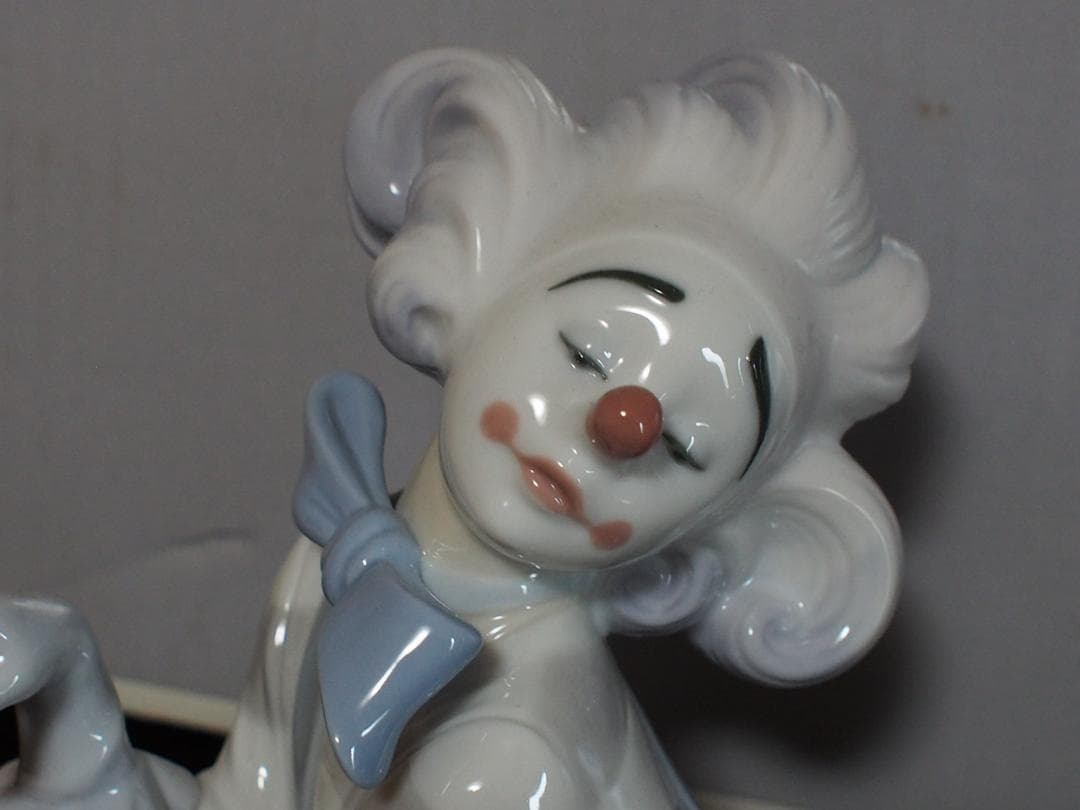 ★　LLADRO リヤドロ ピエロの手品 人形 フィギュリン 共箱 ・美品