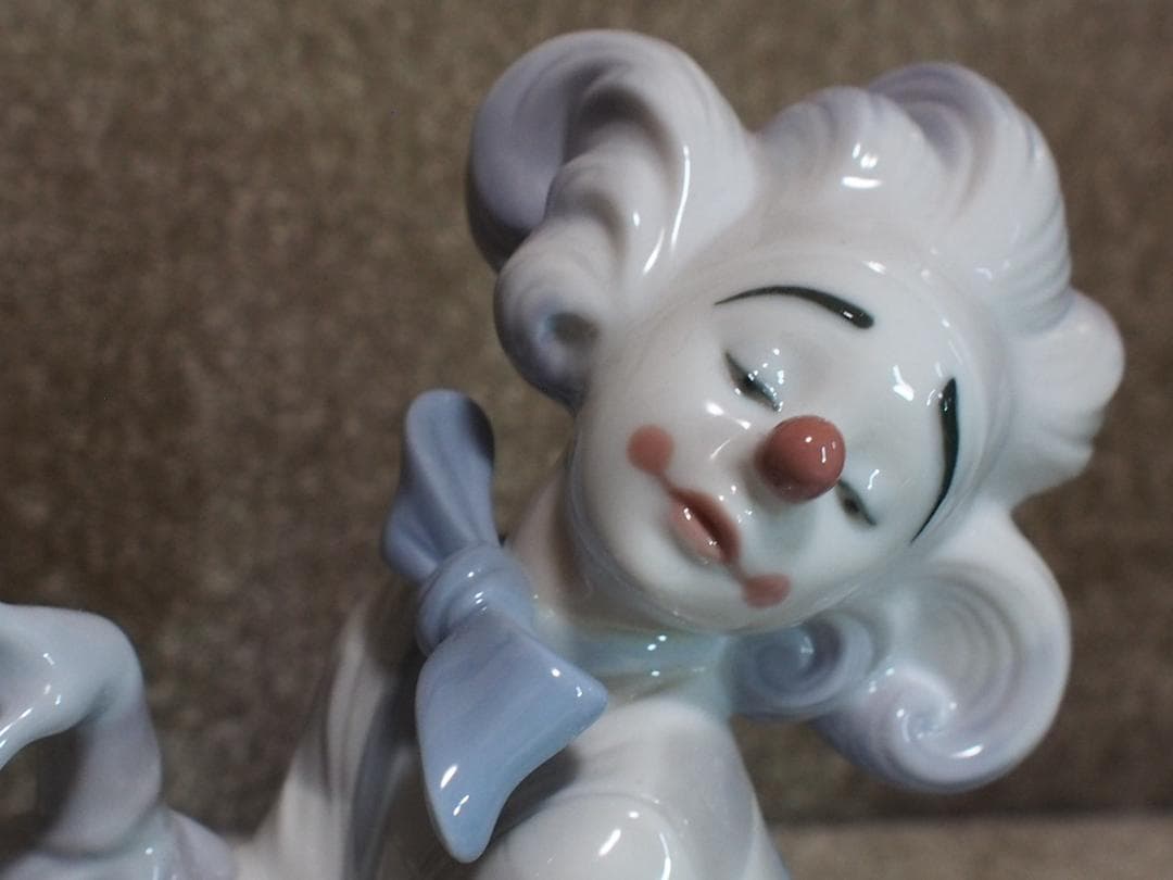 ★　LLADRO リヤドロ ピエロの手品 人形 フィギュリン 共箱 ・美品