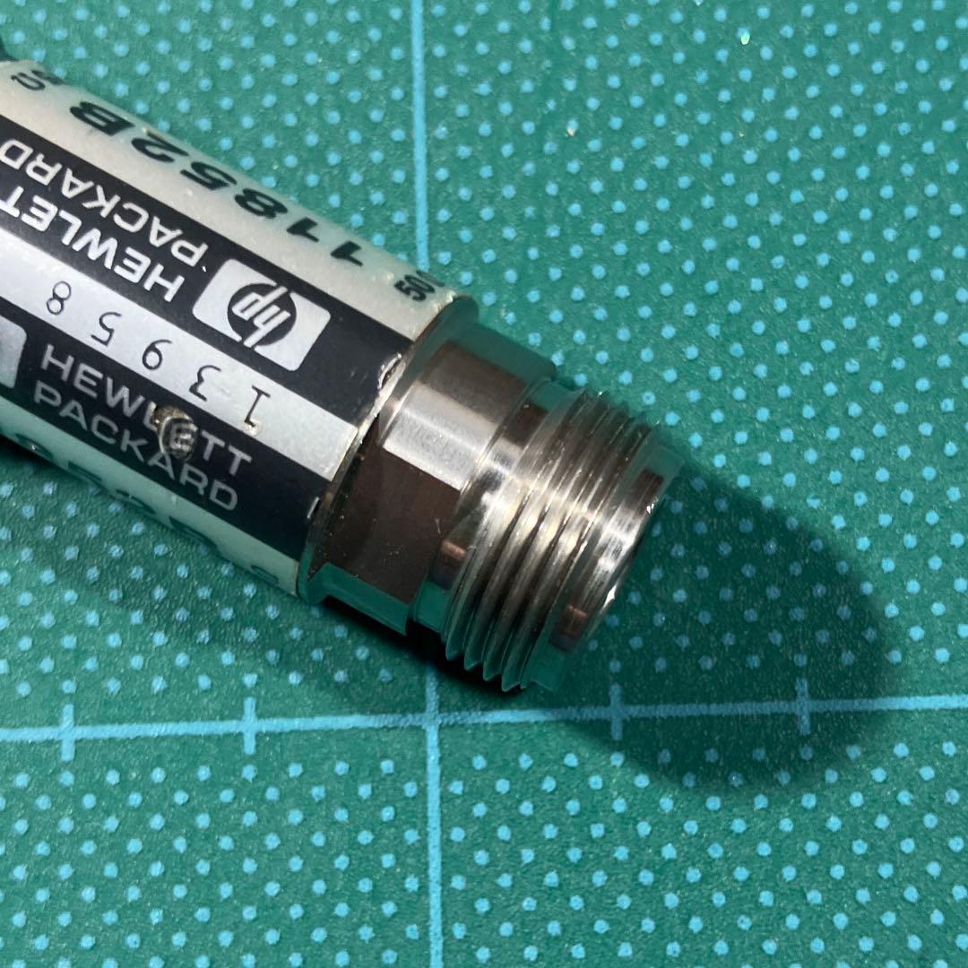 HP 11852B アダプタ、50 Ω N型（メス）～75 Ω N型（オス）