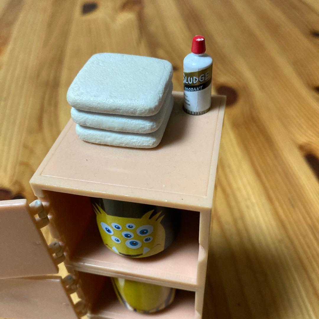 モンスターズインク ライド&ゴーシーク レア ロッカー型フィギュア