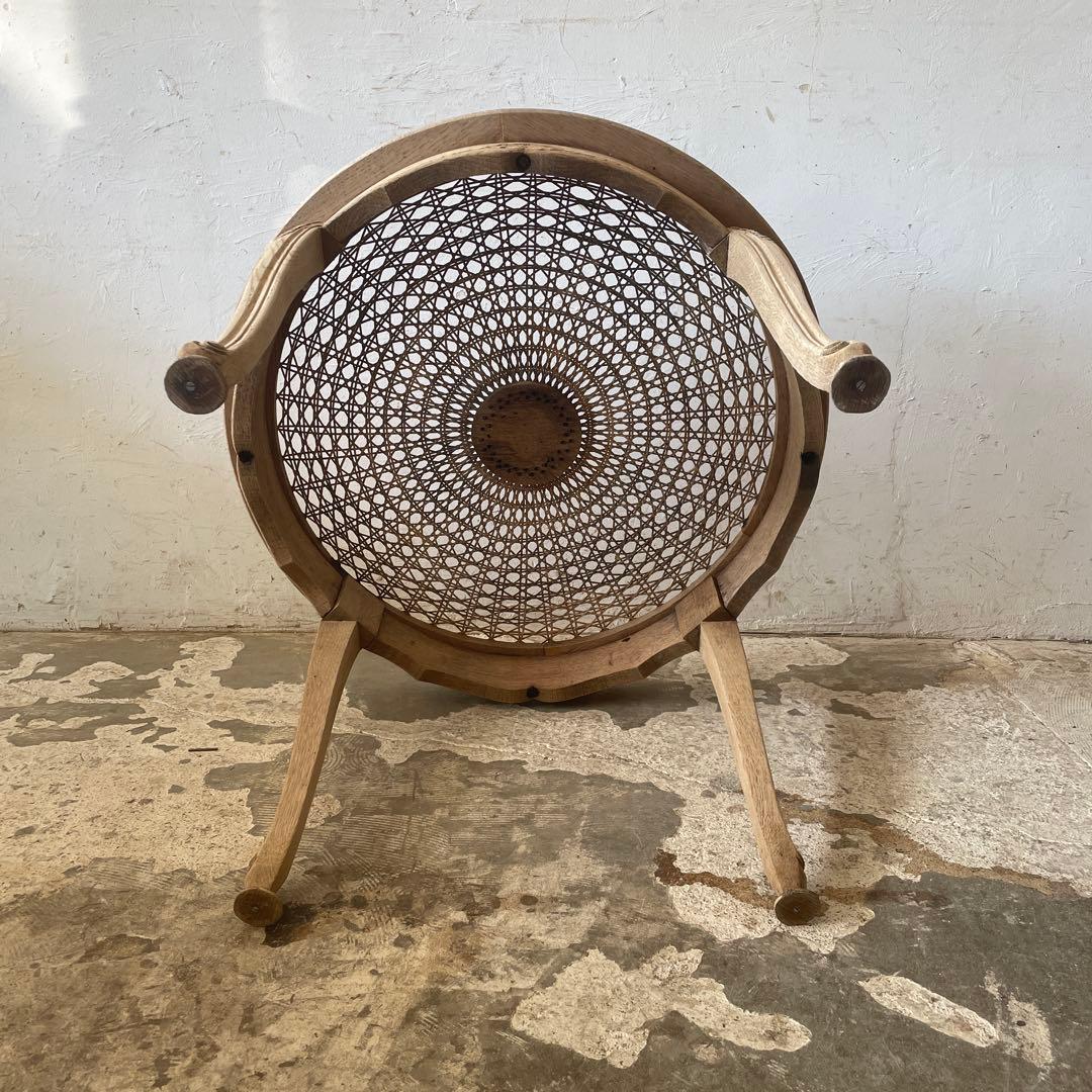 年末・年始SALE ビンテージ　ガラスラウンドコーヒーテーブル　猫脚　剥離