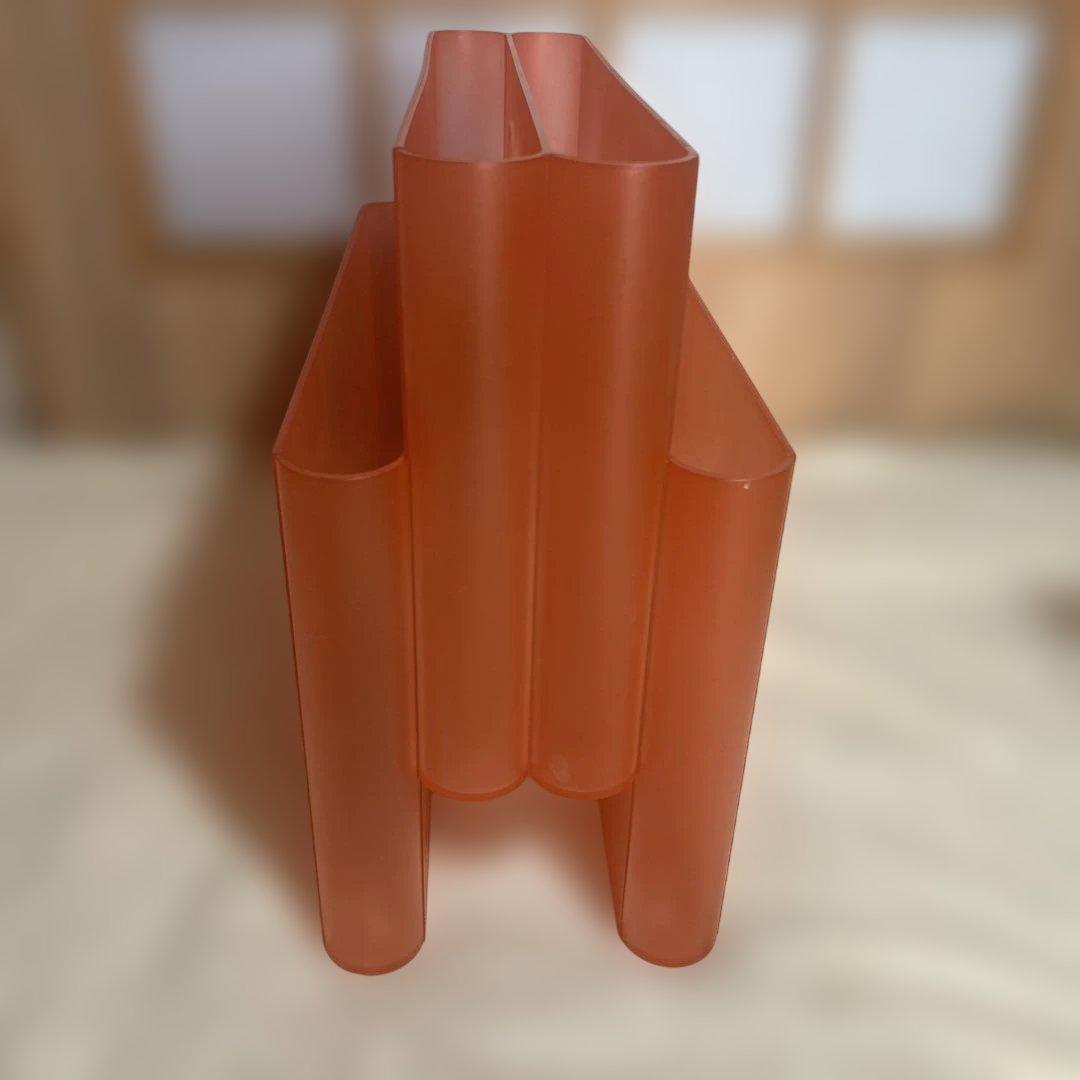 カルテル マガジンラック