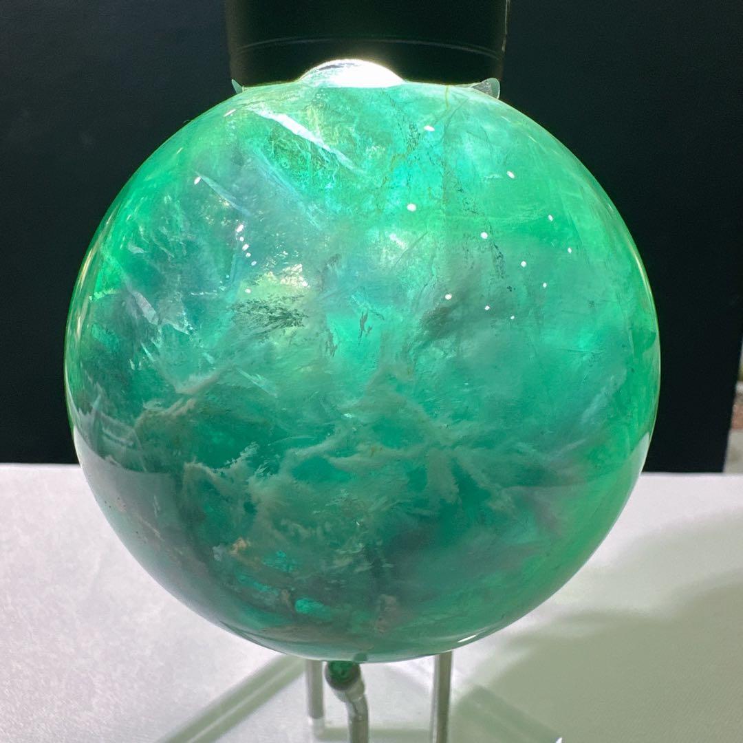 天然石 フェザーフローライト丸玉 置物 F.43