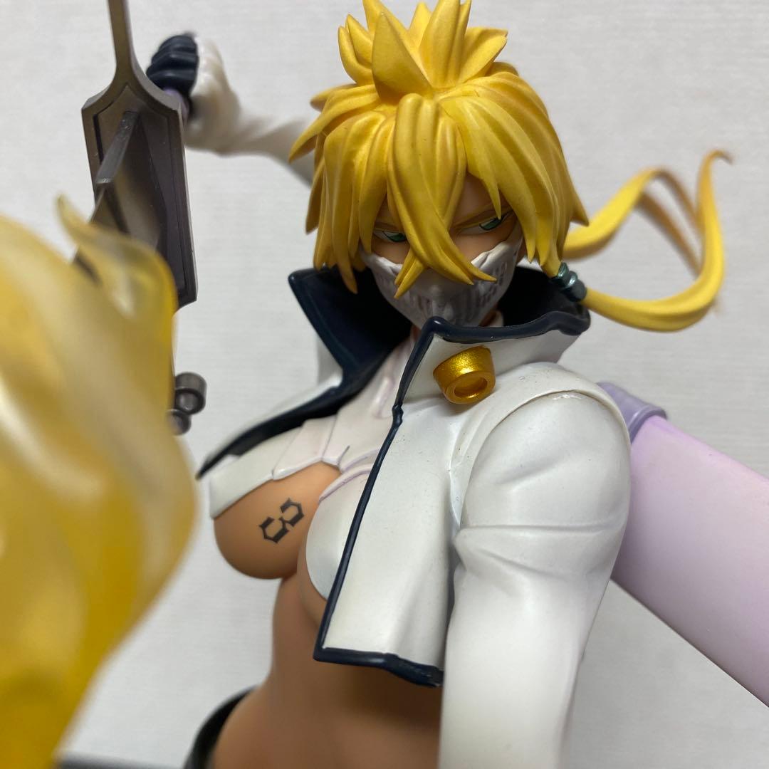 BLEACH ティア・ハリベル フィギュア