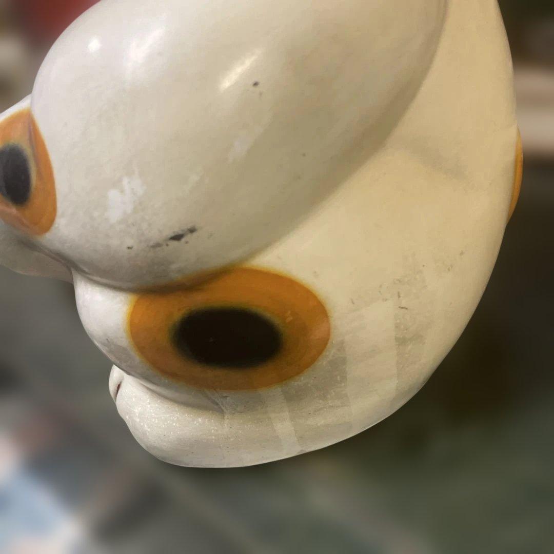 陶器 招き猫 幸運の置物　約34センチ✖️25センチ 右手上げ　古い招き猫