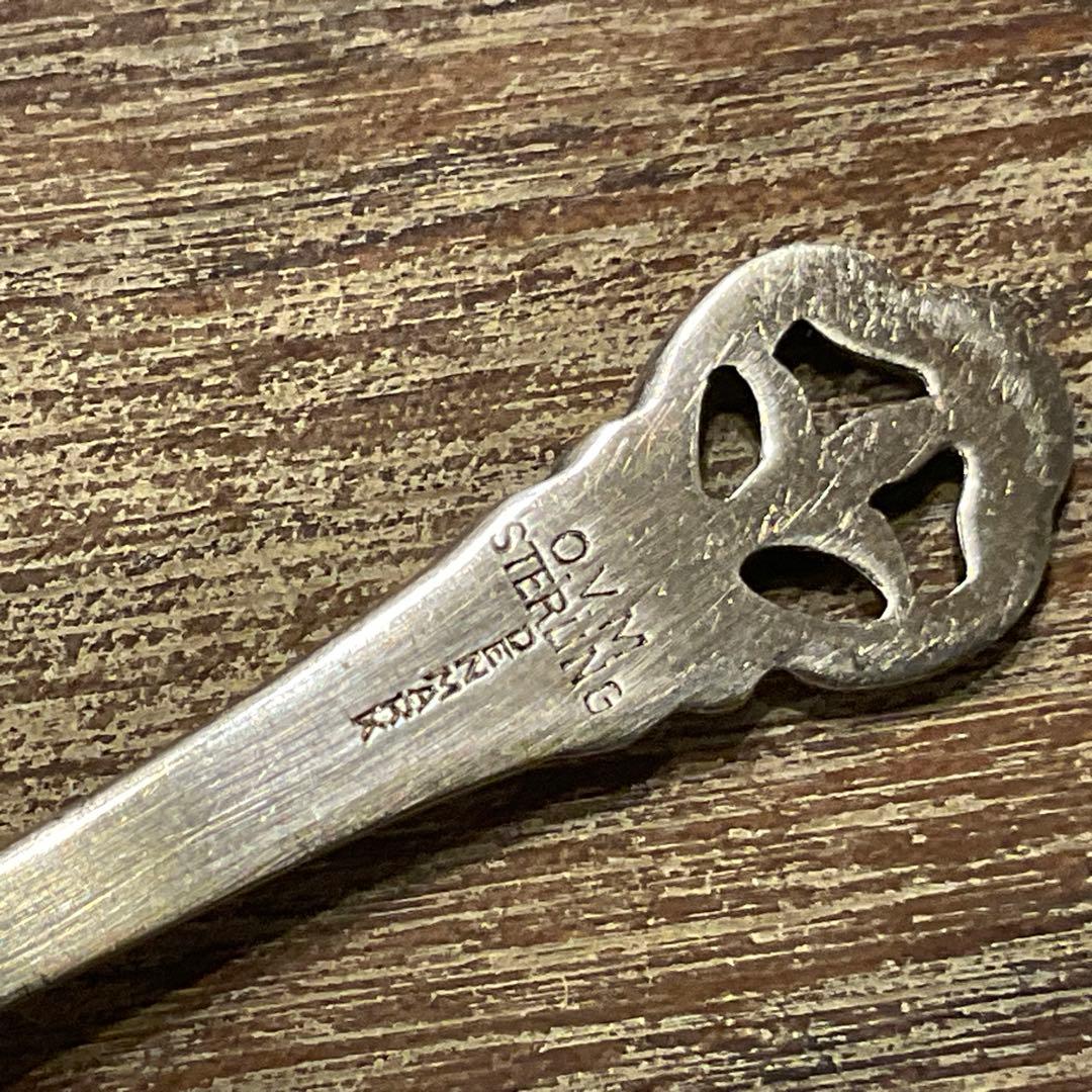 銀製 のスプーン シルバー 純度の高い高級スプーン2本 刻印 あり