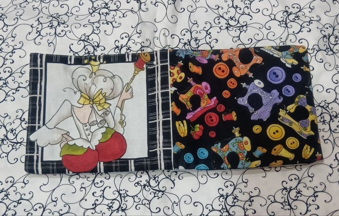 ①サニタリーケース 使い捨てマスクケース ロラライハリス