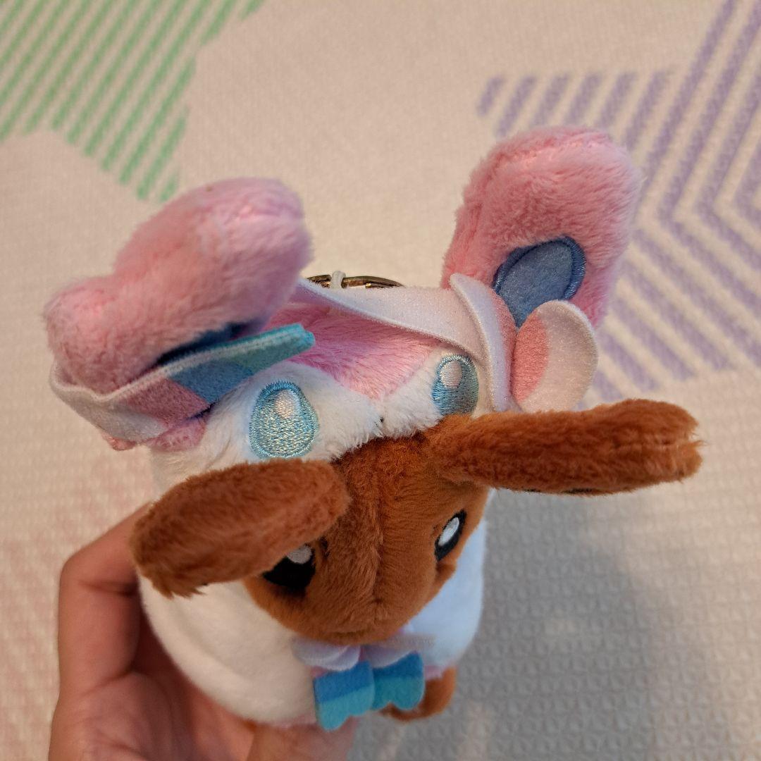 ニンフィアのポンチョ イーブイ フード付きぬいぐるみ キーホルダー