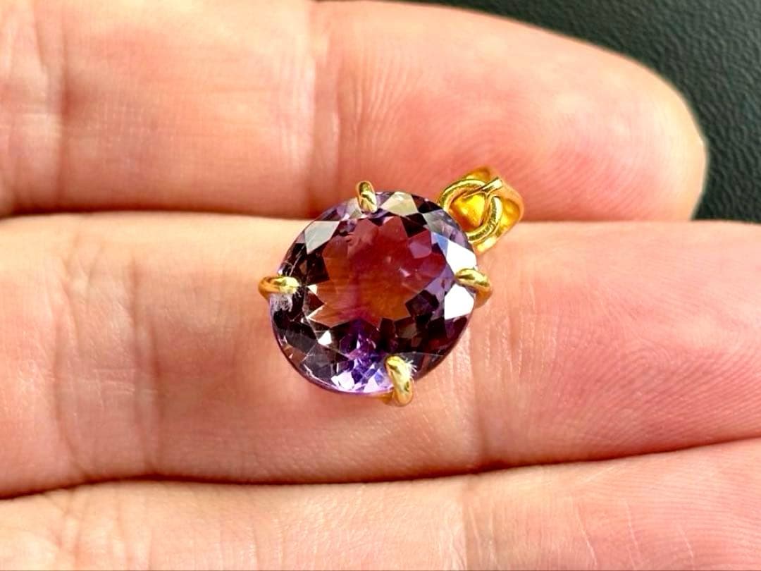 夢幻品質　愛と光の奇跡のクリスタル　幻のプレミアムナチュラルバイカラーアメトリン