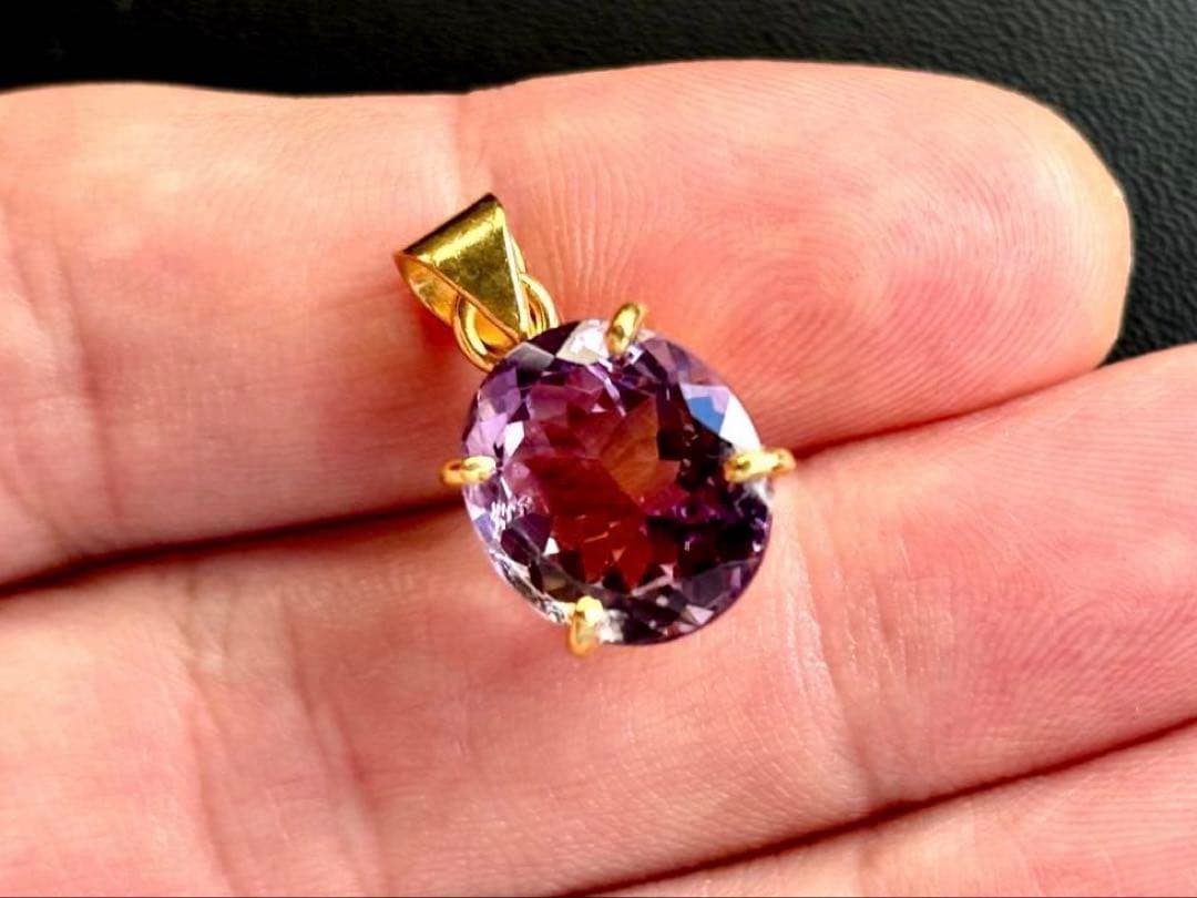 夢幻品質　愛と光の奇跡のクリスタル　幻のプレミアムナチュラルバイカラーアメトリン