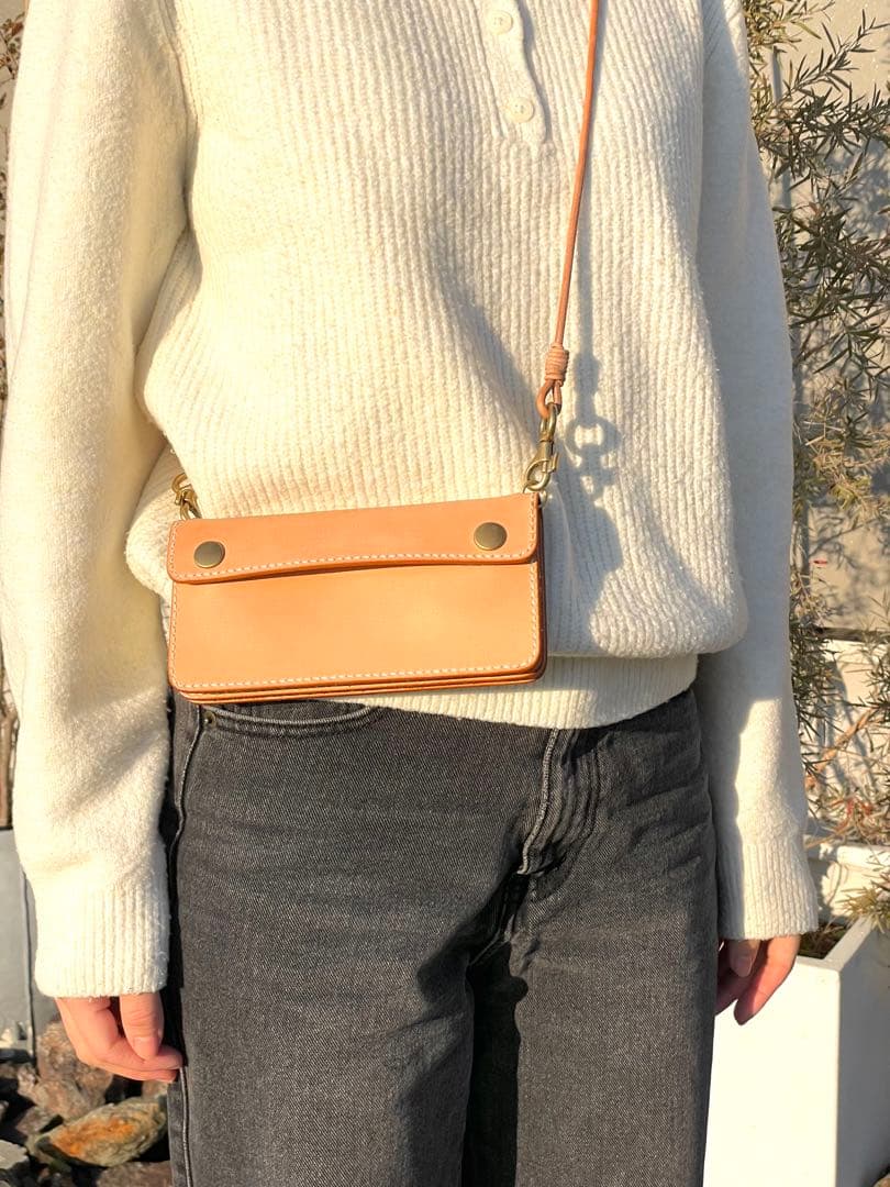 ショルダーロングトラッカーウォレット｜三層タイプ｜本革（牛革）ヌメ革 ×真鍮金具