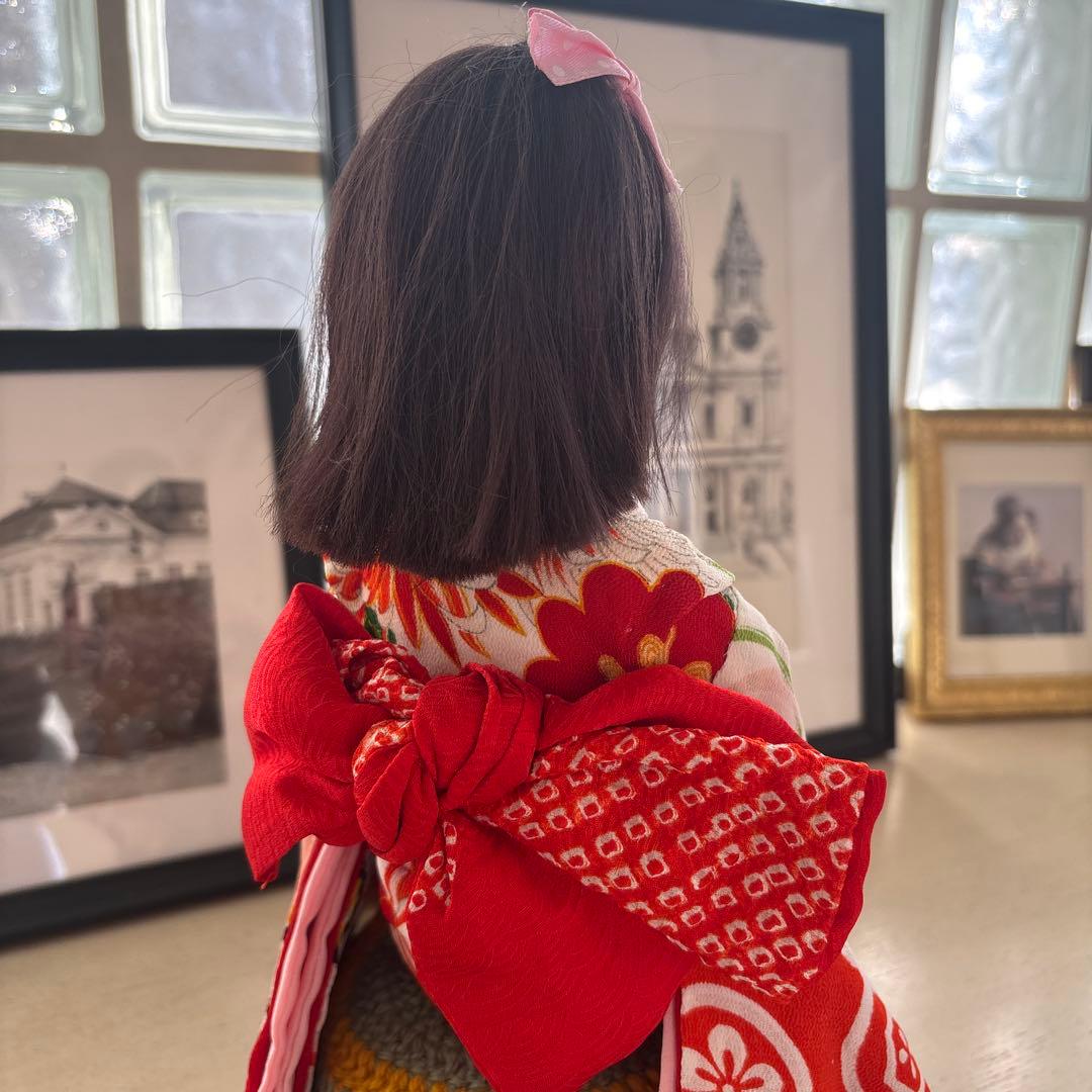 ㉑和服を着た人形 花のバスケット付き