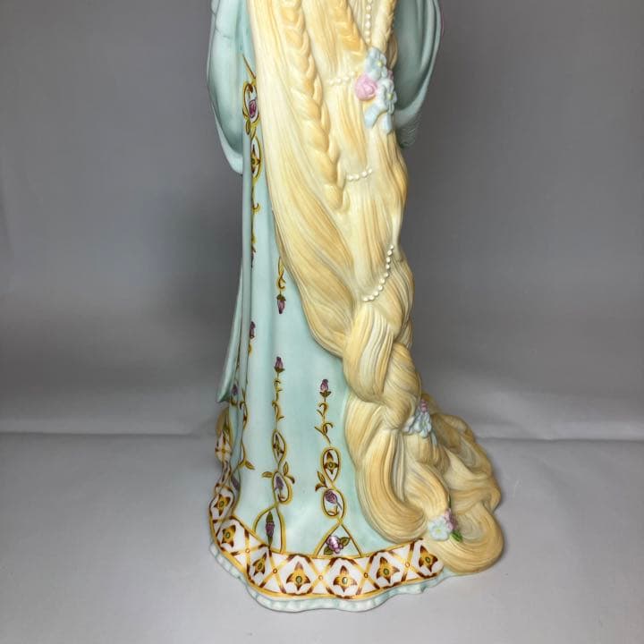 伝説のプリンセス　ラプンツェル　置物