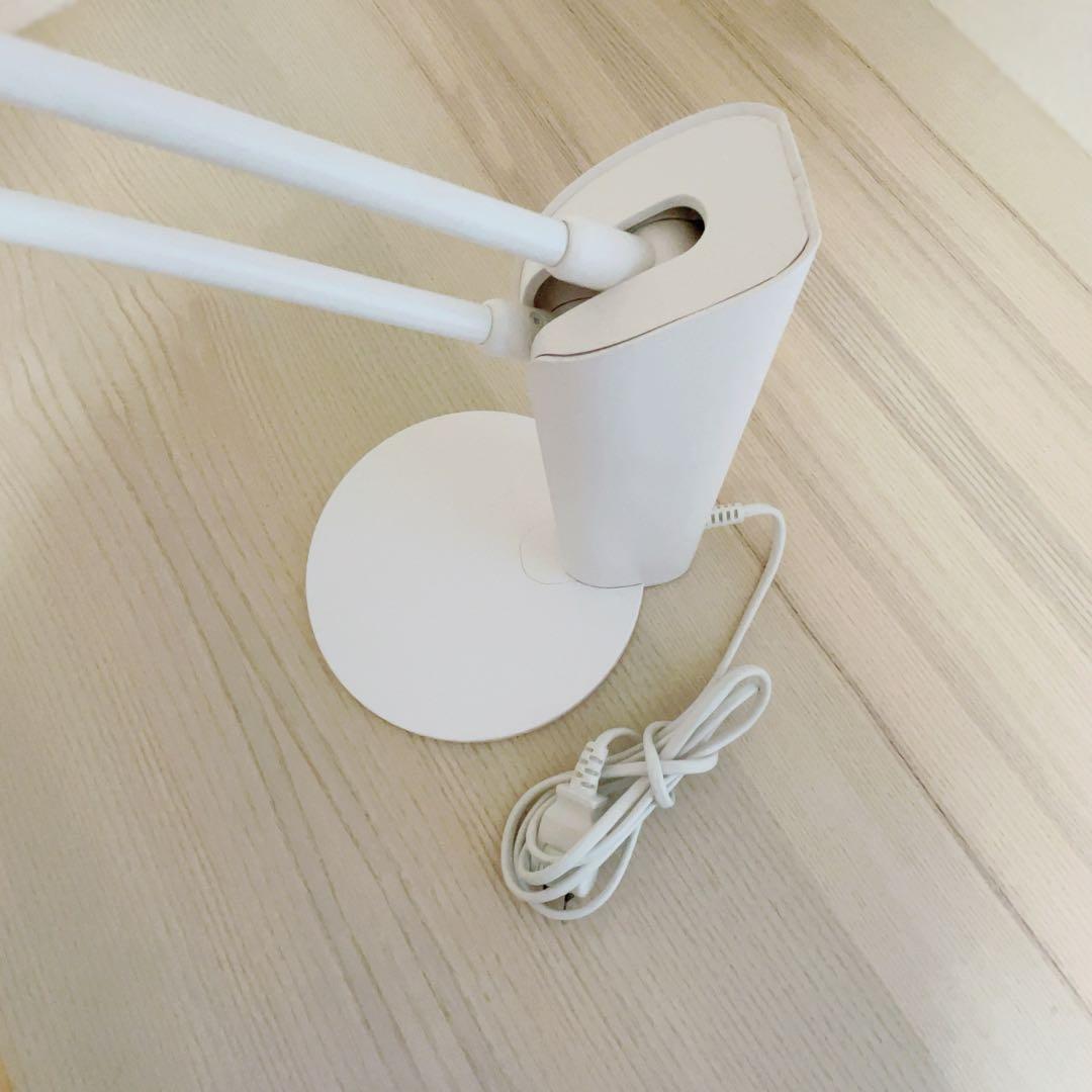 ジェントライトヒーリングライト研究所　USBソケット2個付き