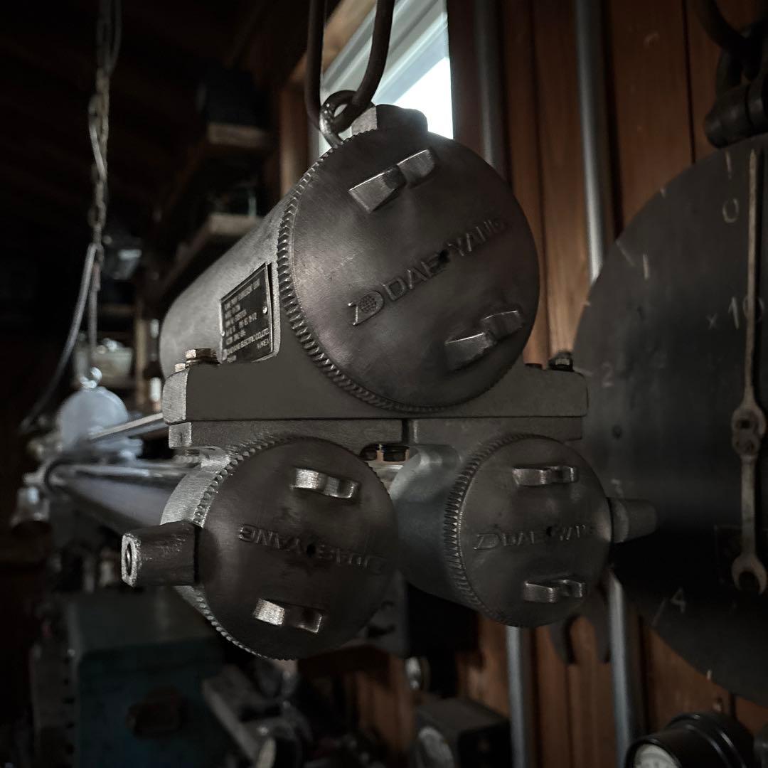 インダストリアル　ビンテージ　ランプ　1125