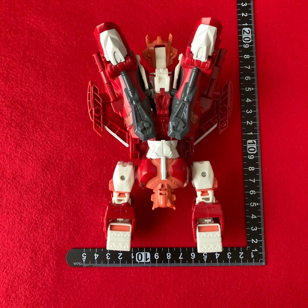 Transformers Power of the Primes フィギュア