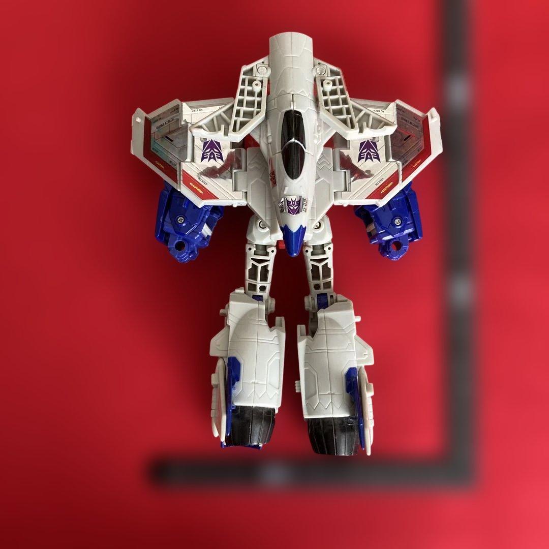 Transformers Power of the Primes フィギュア