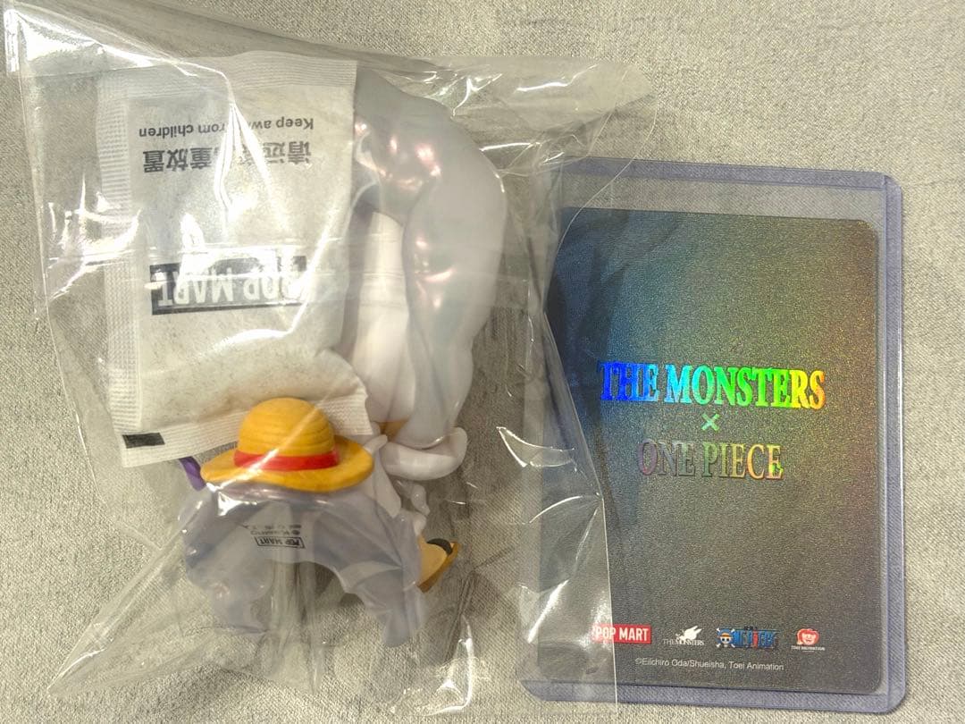 モンキー・D・ルフィ ラブブ　フィギュア　ポップマート　シークレット　ワンピース