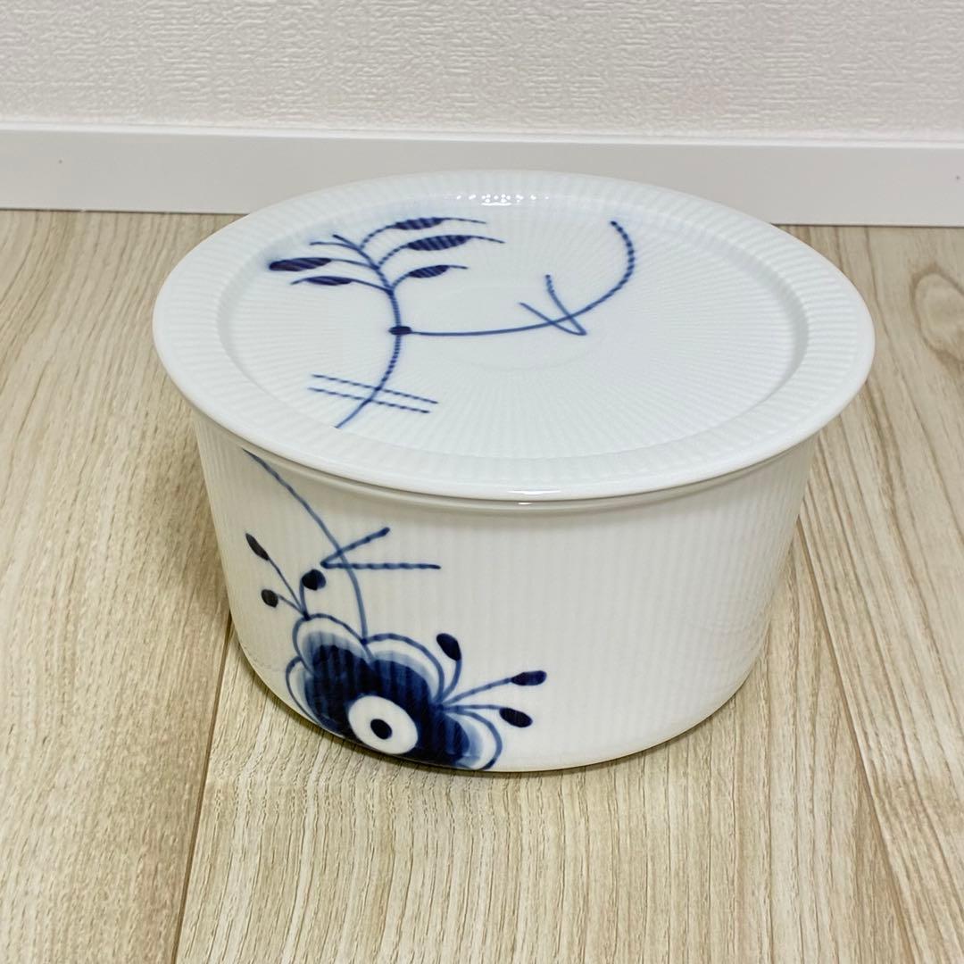 【未使用品】ロイヤルコペンハーゲン　メガ　オーブンウェア蓋付き・マグカップセット