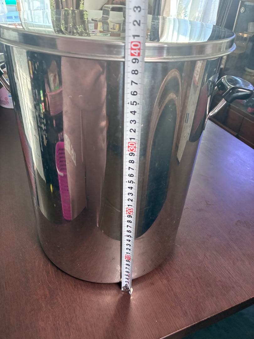 ステンレススチール 蓋付き鍋 直径約40cm