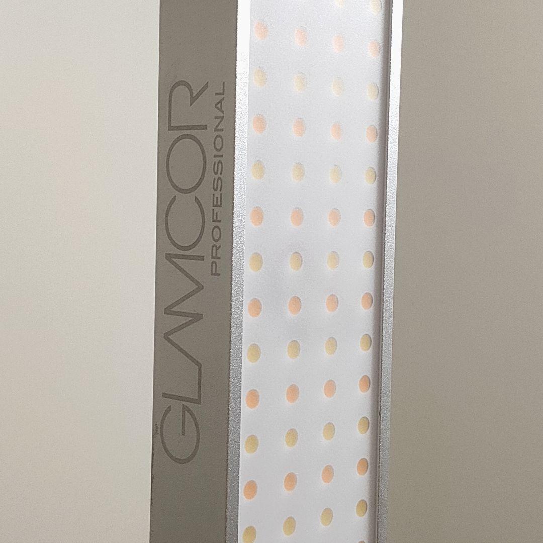 グラムコール Glamcor LEDライト 2017・英語解説・調光色合い変更可