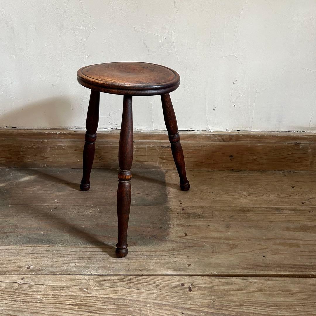 フランスアンティーク 木製 三本脚 スツール ダークブラウン　①