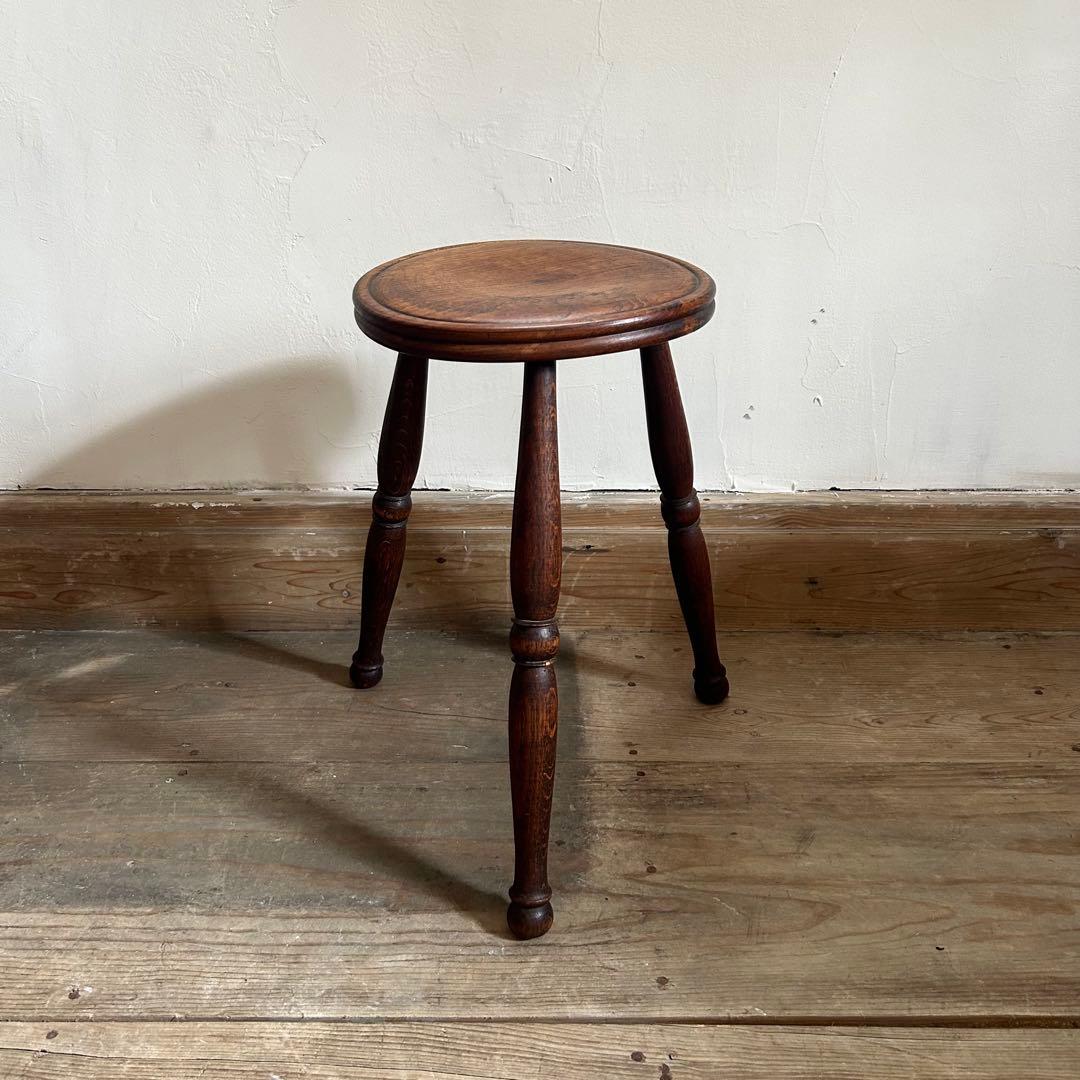 フランスアンティーク 木製 三本脚 スツール ダークブラウン　①