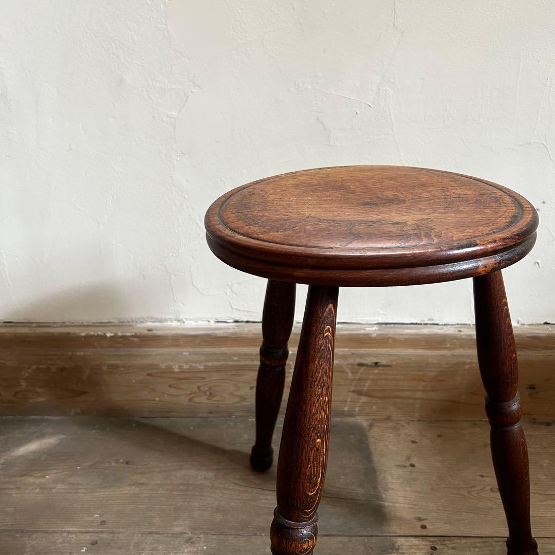 フランスアンティーク 木製 三本脚 スツール ダークブラウン　①