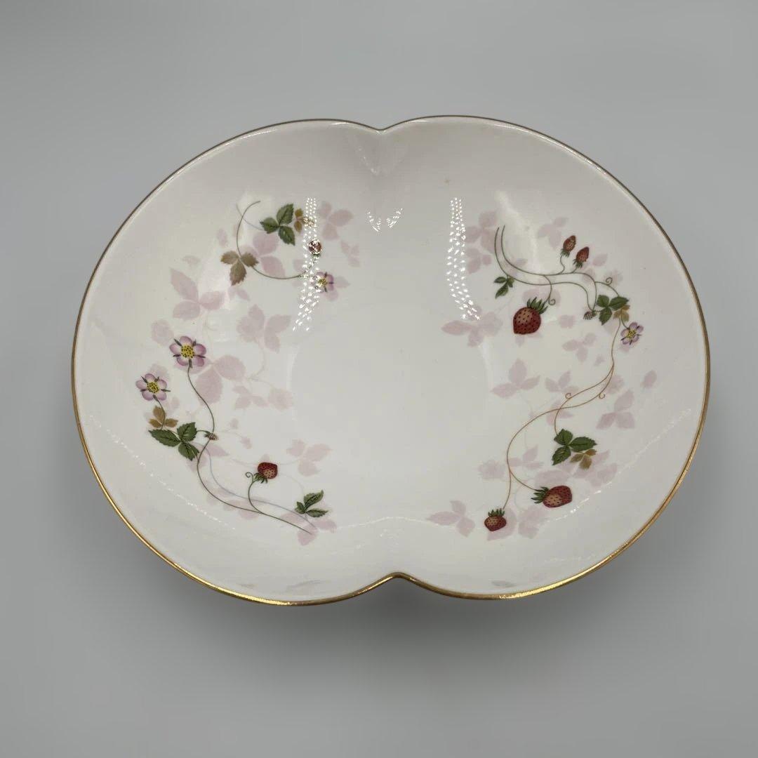 ウェッジウッド（WEDGWOOD）ワイルドストロベリー オーバルディッシュ