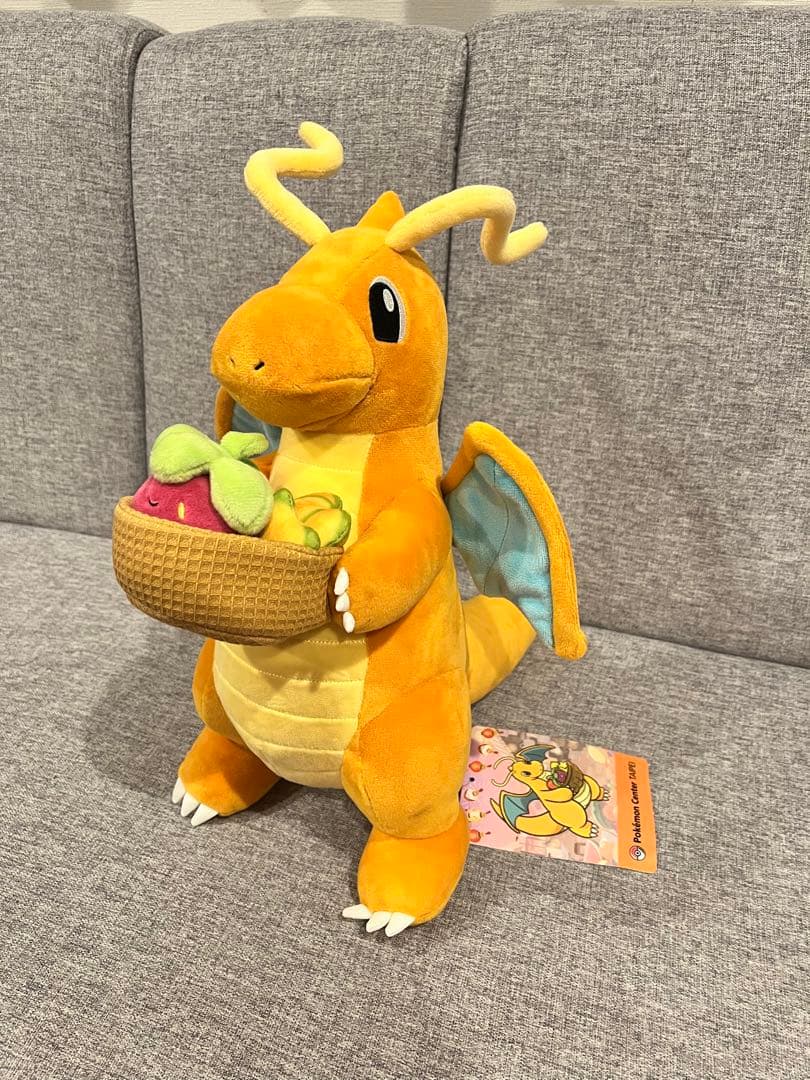 ポケモンセンター台湾(台北) 限定 カイリュー ぬいぐるみ - メルカリ