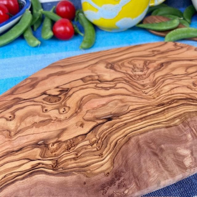 オリーブウッド まな板　カッティングボード　混沌と迷い　約30.5cm