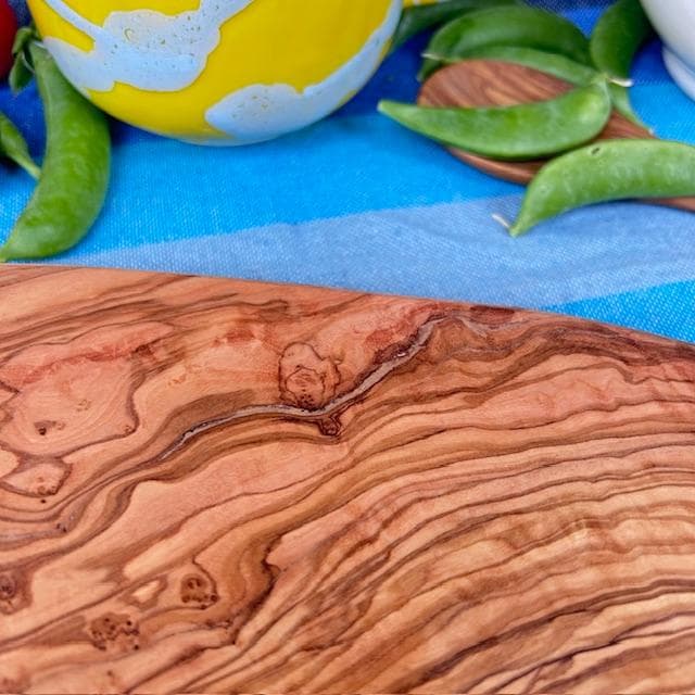 オリーブウッド まな板　カッティングボード　混沌と迷い　約30.5cm