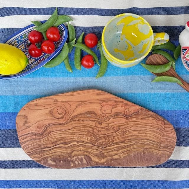 オリーブウッド まな板　カッティングボード　混沌と迷い　約30.5cm
