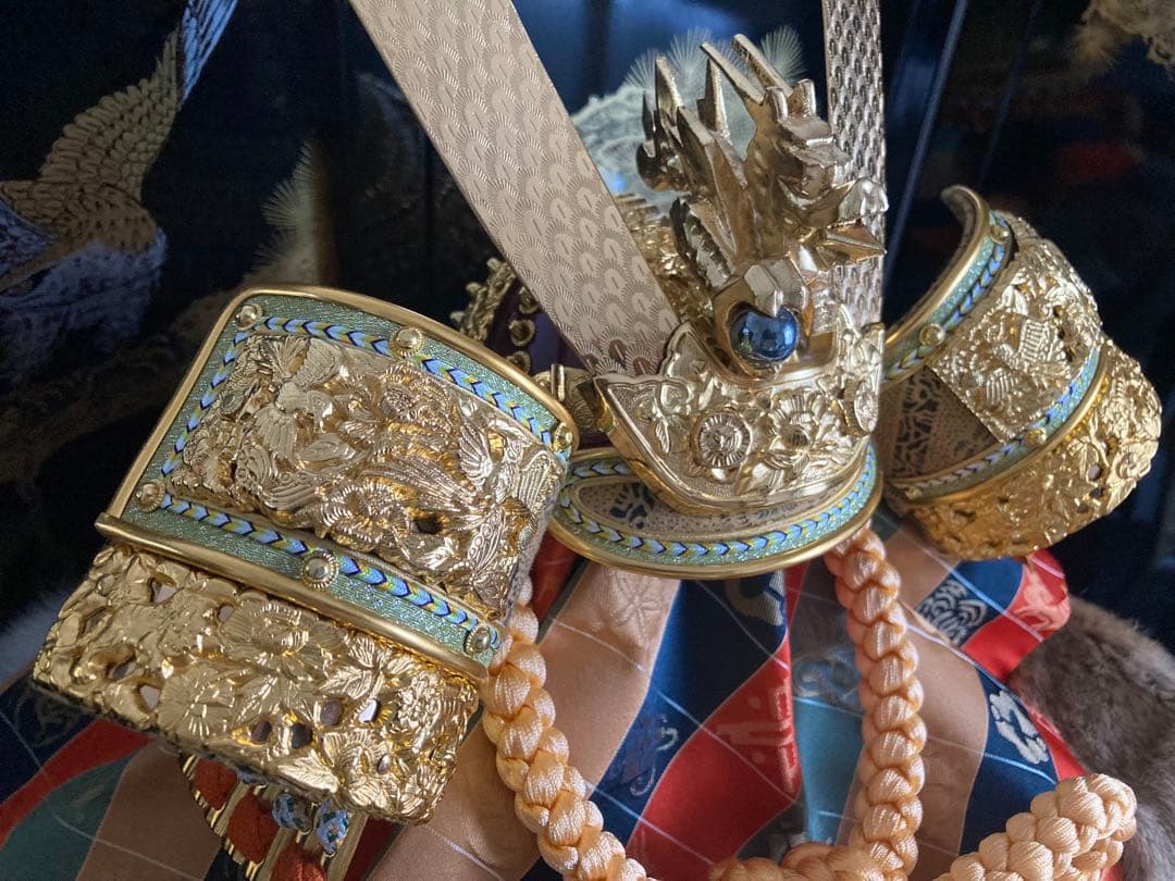 吉徳大光作　伝統的な五月人形 兜　刀　矢　端午の節句　御兜　甲冑　鎧　伝統工芸