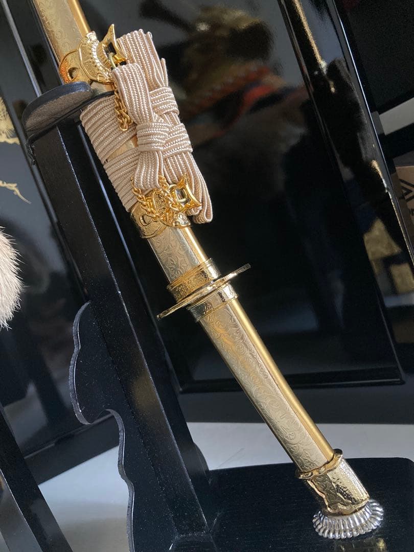 吉徳大光作　伝統的な五月人形 兜　刀　矢　端午の節句　御兜　甲冑　鎧　伝統工芸