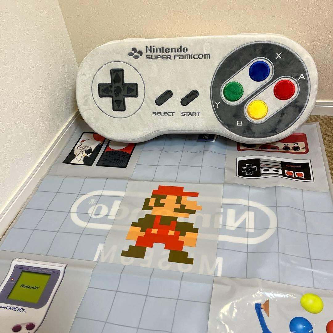 ニンテンドーミュージアム コントローラークッション - メルカリ