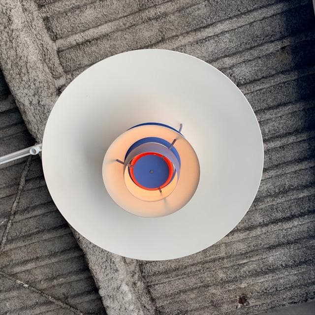 ルイスポールセン社製のPH5ペンダントライト（パープル）