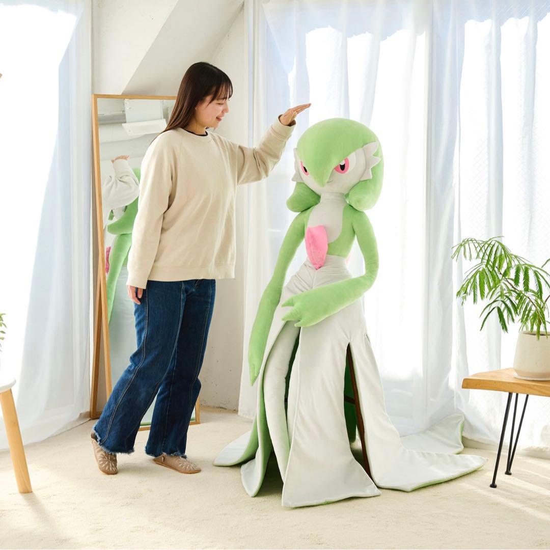 新品未開封】サーナイト 等身大 ぬいぐるみ 公式品 - メルカリ