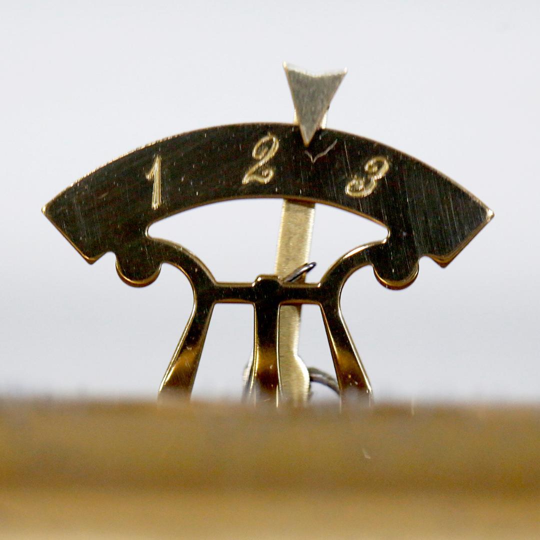 リュージュ 最高級 オルゴール クリスタル １４４弁 モーツァルト ３曲