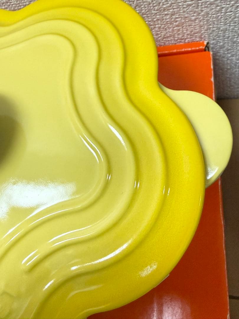 【未使用】新品　ル・クルーゼ　LE CREUSET　ココット　フルール　ソレイユ