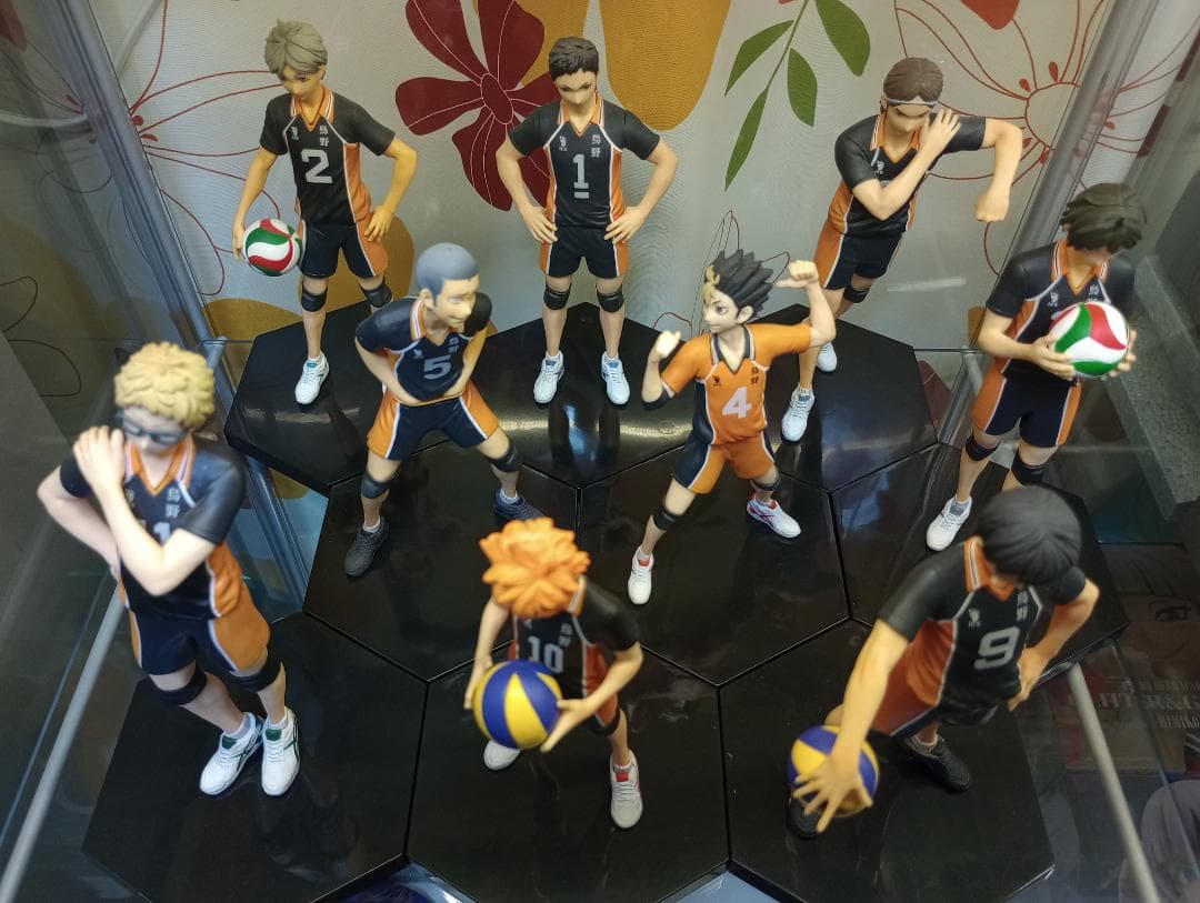 【美中古】ハイキュー!! DXFフィギュア 烏野高校レギュラー男子部員９人全員！