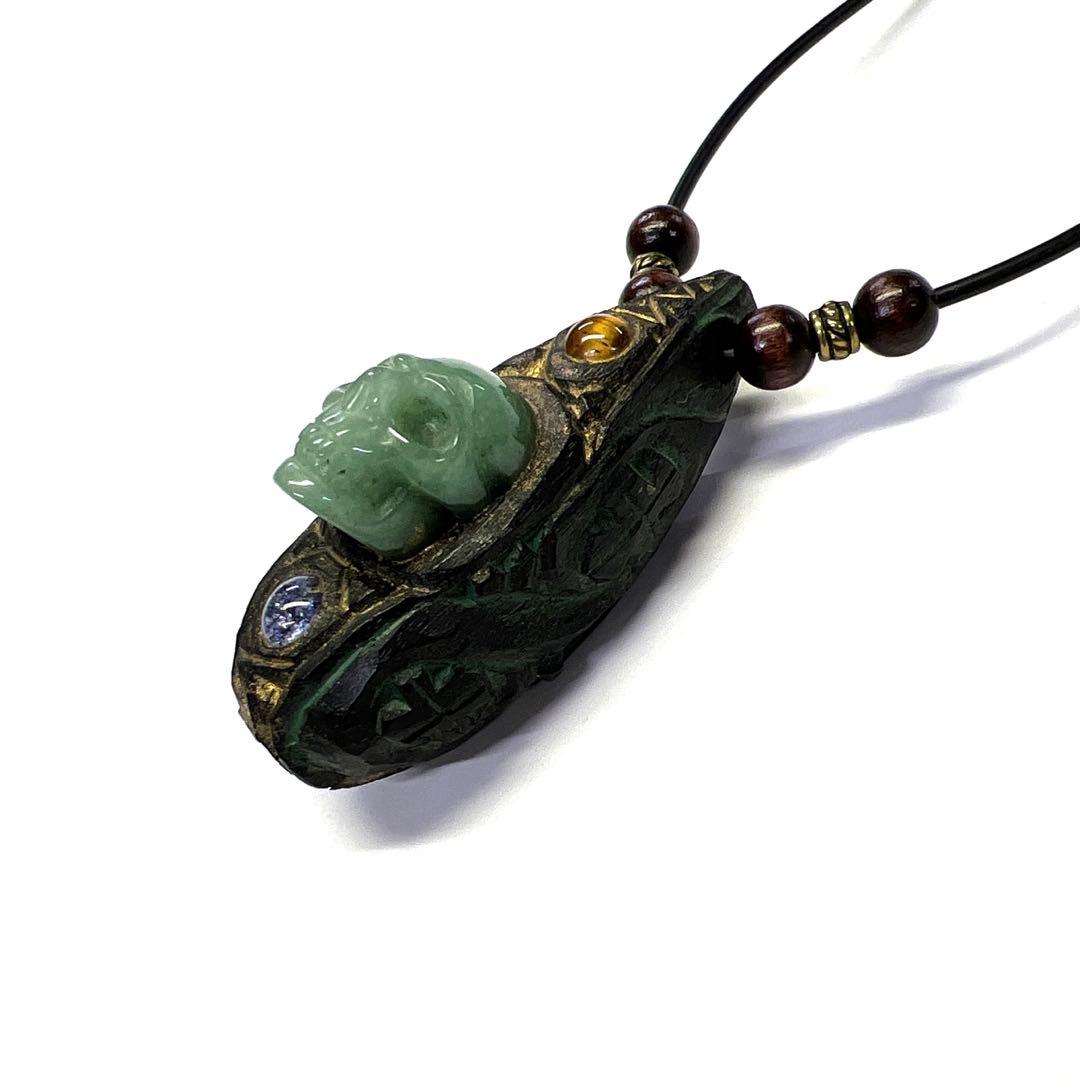 アイヌコタン　西田智三さん　天然石　魔除け　ドクロ　タイガーアイ　黒曜石　赤瑪瑙